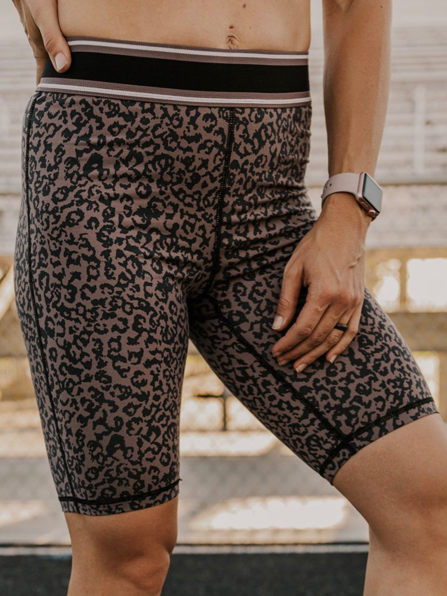 Women Stylish Leopard Yoga Shorts Elastic Band Sport Leggings