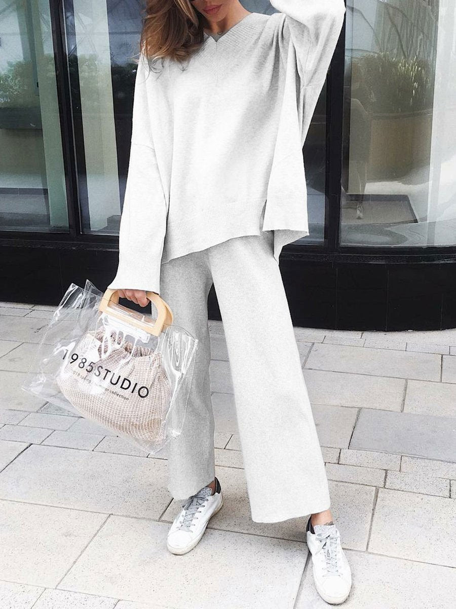 V-neck Loose-knit Two-piece