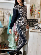 Load image into Gallery viewer, Leopard print stretch sports suit