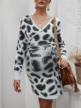 Load image into Gallery viewer, Leopard Print Long Sleeve Lace Up Maternity Dress