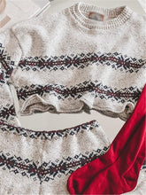Load image into Gallery viewer, Vintage Snowflake Print Wavy Hem Two Piece Set