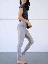 Load image into Gallery viewer, Fashion Intensive Fish Scale Print Tight Yoga Pants