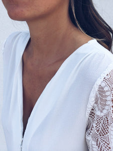 V-neck Buttons 3/4 Lace Sleeves Blouses