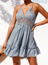 Load image into Gallery viewer, V-neck Lace Halter Dresses