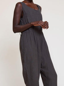 U-Neck Waist Pleated Sleeveless Jumpsuit