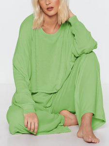 Knitted round loose two-piece suit
