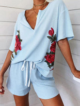 Load image into Gallery viewer, Fashion Floral Print V-neck Casual Suit