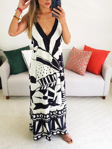 V-neck Sling with Geometric Print for A Slim Fit Maxi Dress