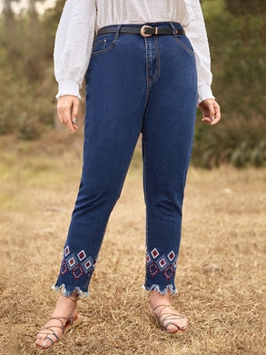 Plus Size Tribal Embroidery Raw Hem Jeans Without Belted Pants