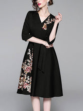 Load image into Gallery viewer, V-Neck Lace-Up Dress Exquisite Embroidery Fashion Hem Midi Dress