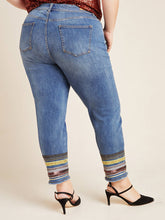 Load image into Gallery viewer, Plus Size High-Rise Embroidered Slim Straight Jeans