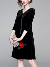 Load image into Gallery viewer, Chain Tassel Comfortable Skin-Friendly Gold Velvet Dress Dress