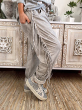 Load image into Gallery viewer, Loose Striped Fringed Pant