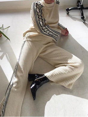 Round Neck Pullover Knit Suit