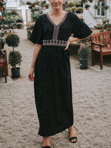 V-neck Dot Print Middle Sleeve Casual Maxi Dress