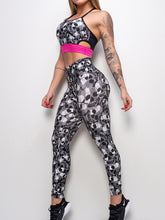 Load image into Gallery viewer, Skull Print Tight Yoga Pants