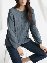 Load image into Gallery viewer, Crew Neck Casual Pleated Knit Sweater